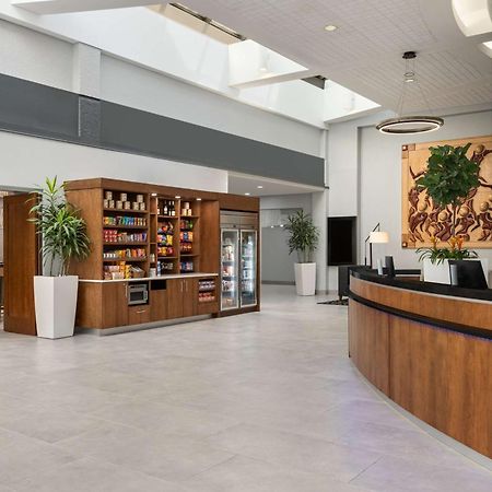 Doubletree By Hilton Fort Myers At Bell Tower Shops Exteriör bild