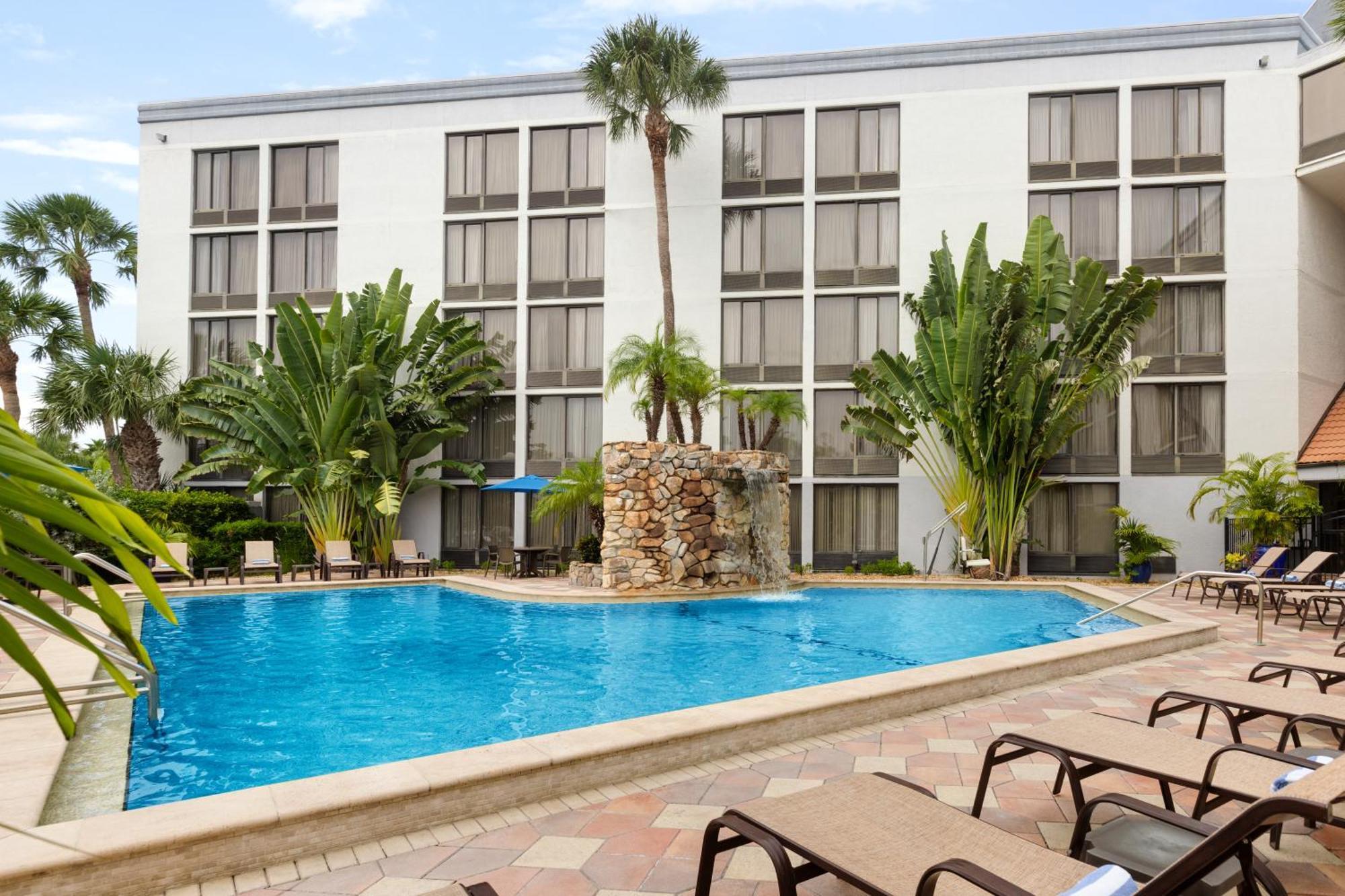 Doubletree By Hilton Fort Myers At Bell Tower Shops Exteriör bild