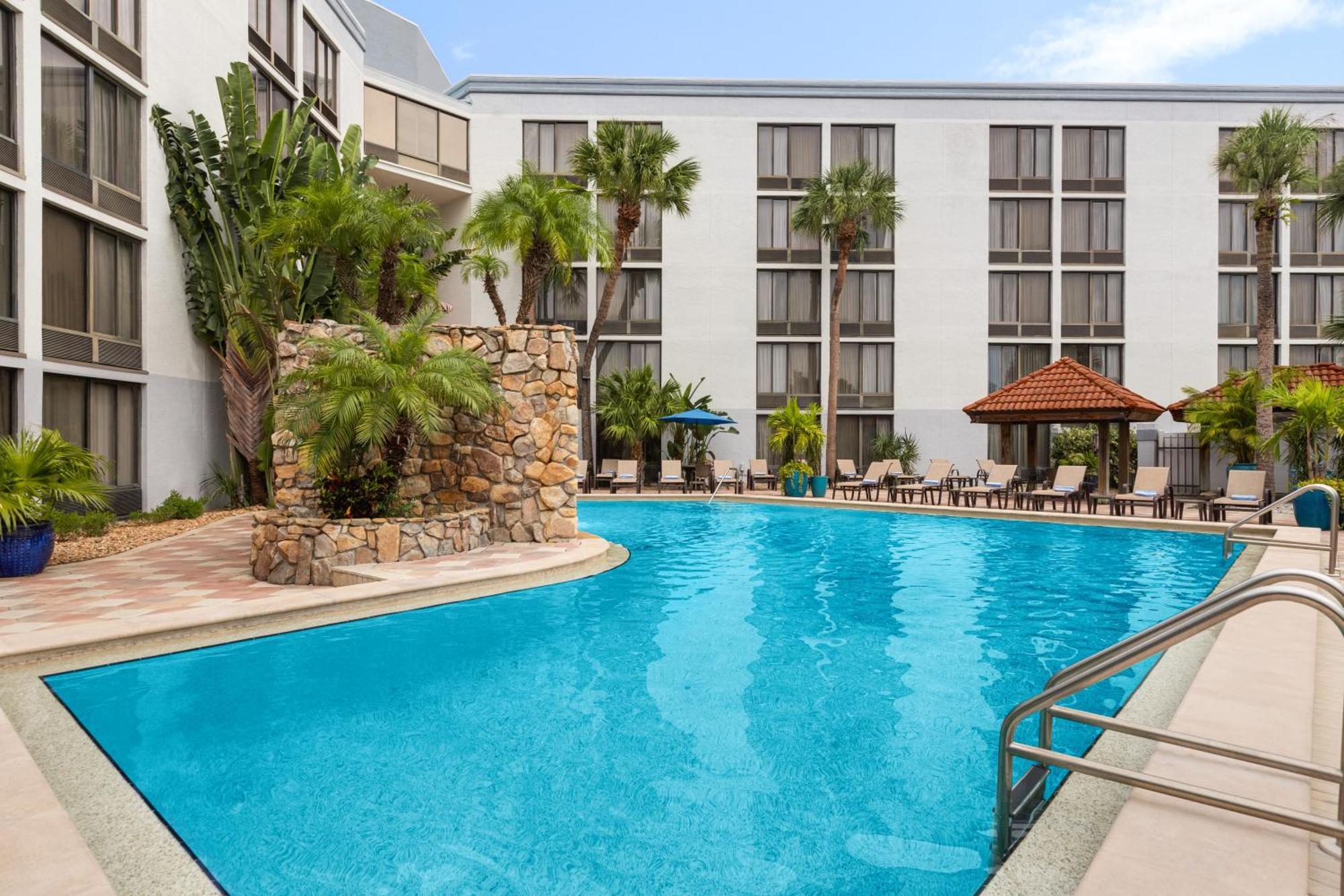 Doubletree By Hilton Fort Myers At Bell Tower Shops Exteriör bild