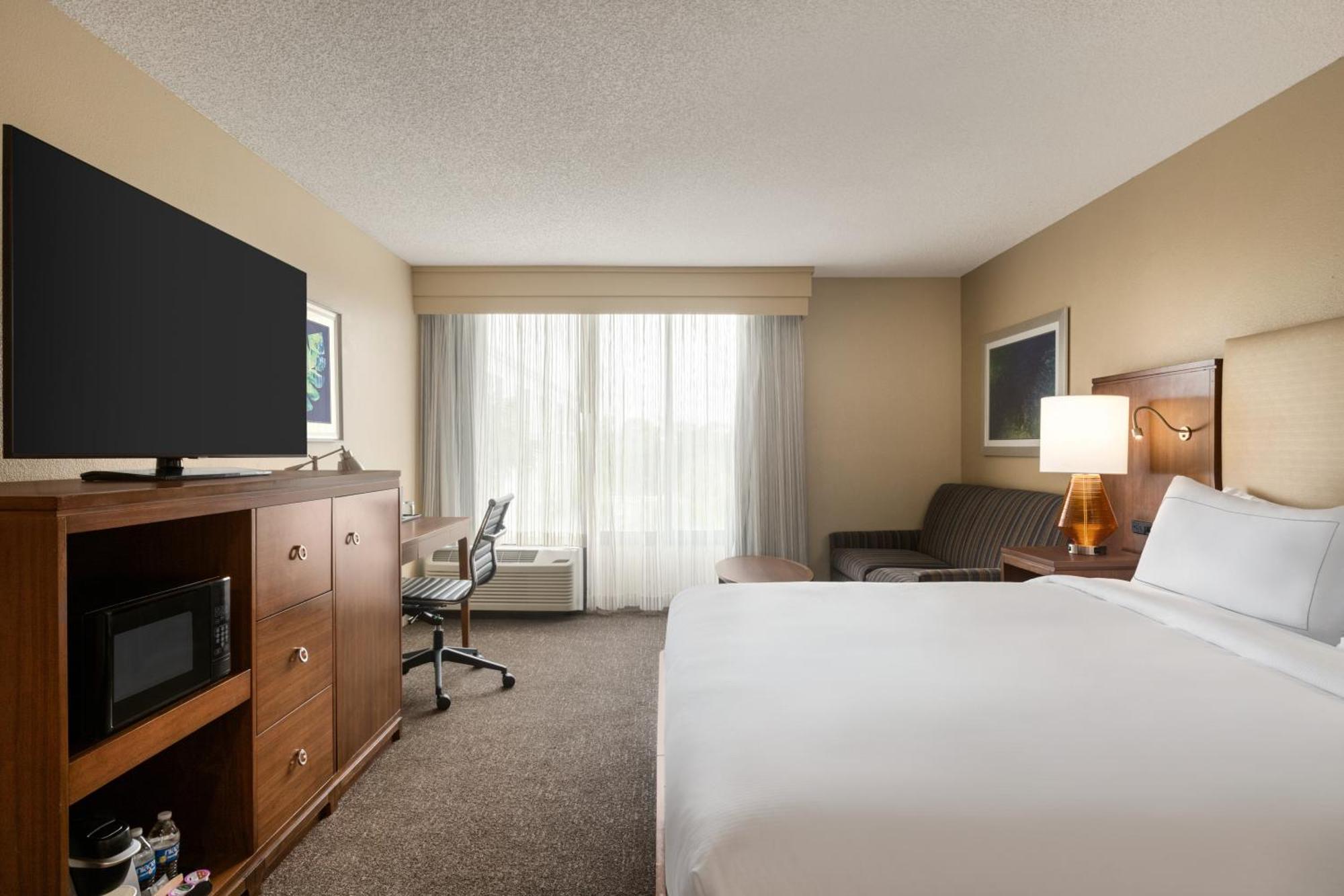 Doubletree By Hilton Fort Myers At Bell Tower Shops Exteriör bild