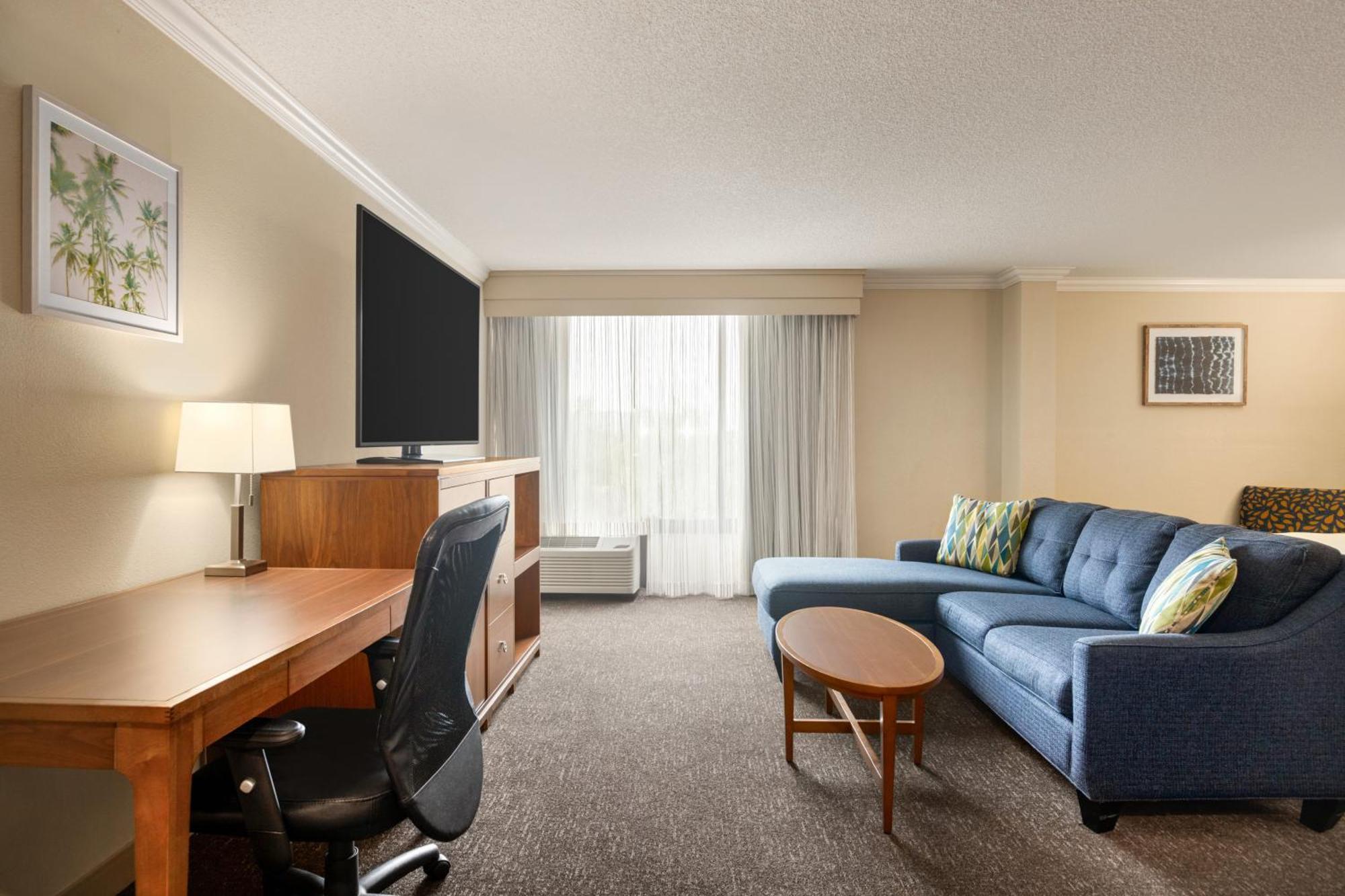 Doubletree By Hilton Fort Myers At Bell Tower Shops Exteriör bild