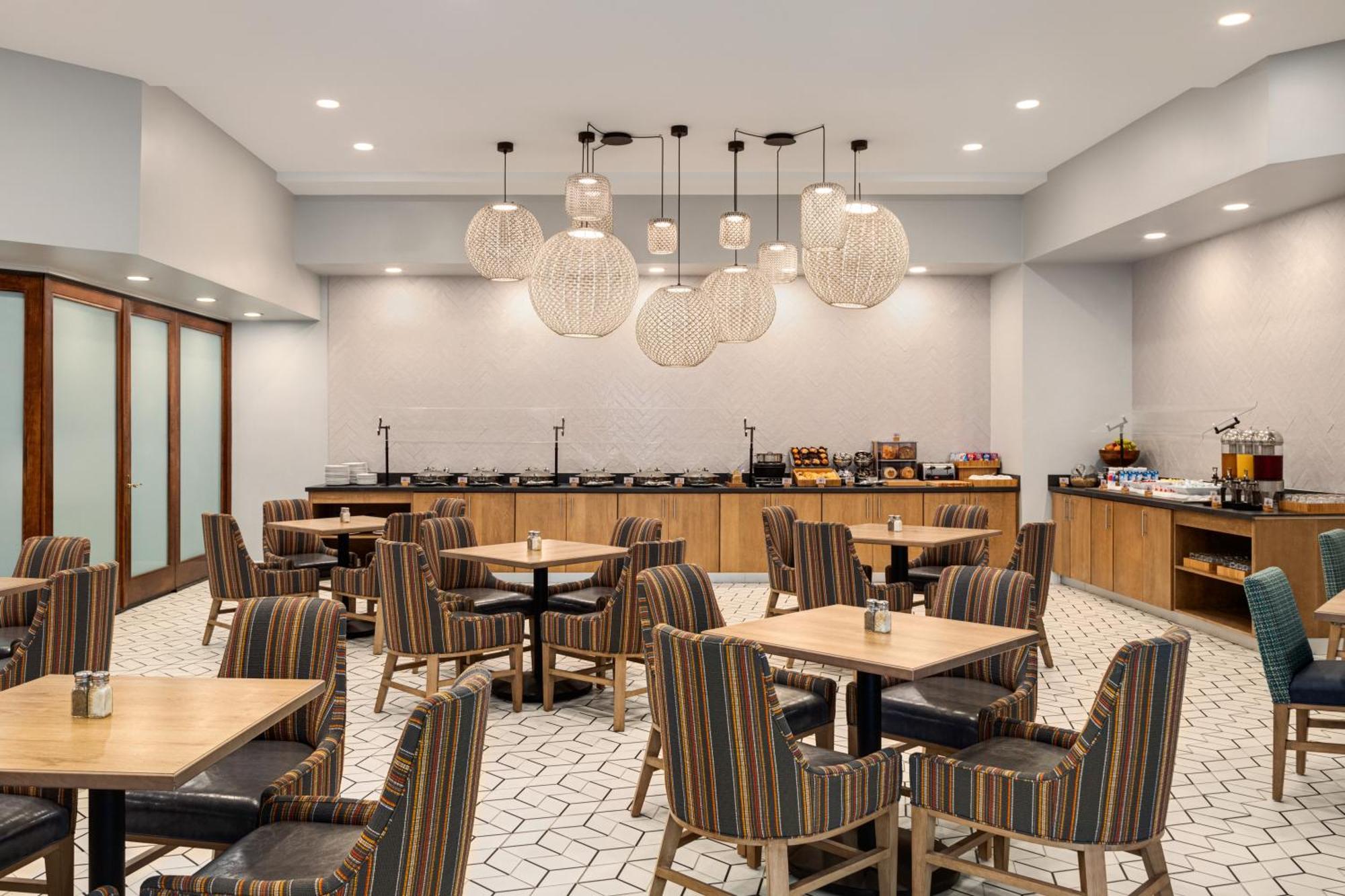 Doubletree By Hilton Fort Myers At Bell Tower Shops Exteriör bild